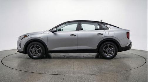 Steel Gray 2025 Kia K4 LXS