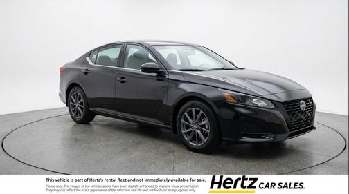 Super Black 2025 Nissan Altima SV FWD