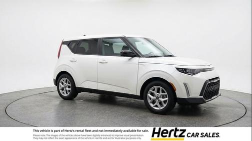 Snow White Pearl 2025 Kia Soul LX