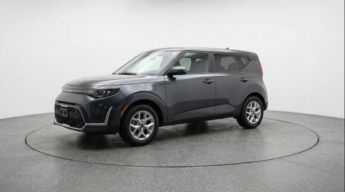 Gravity Gray 2025 Kia Soul LX