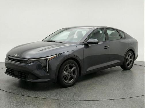 Interstellar Gray 2025 Kia K4 LXS
