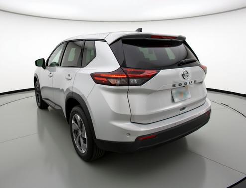 Brilliant Silver Metallic 2025 Nissan Rogue SV