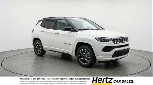 Bright White Clearcoat 2025 Jeep Compass Trailhawk