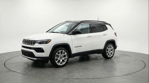 Bright White Clearcoat 2025 Jeep Compass Limited