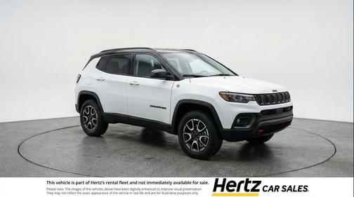 Bright White Clearcoat 2025 Jeep Compass Trailhawk