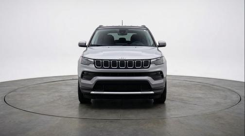 Silver Zynith Metallic Clearcoat 2025 Jeep Compass Limited