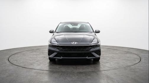 Ecotronic Gray 2025 Hyundai ELANTRA SEL