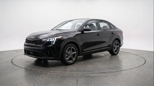 Aurora Black Pearl 2025 Kia K4 LXS