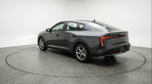 Interstellar Gray 2025 Kia K4 LXS