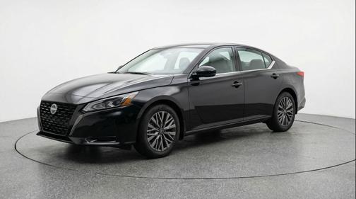 Super Black 2025 Nissan Altima SV FWD