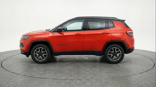 Red Hot Pearlcoat 2025 Jeep Compass Trailhawk