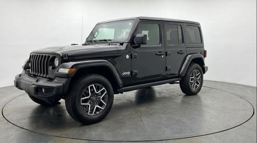 Black Clearcoat 2025 Jeep Wrangler 4-Door Sahara 4x4