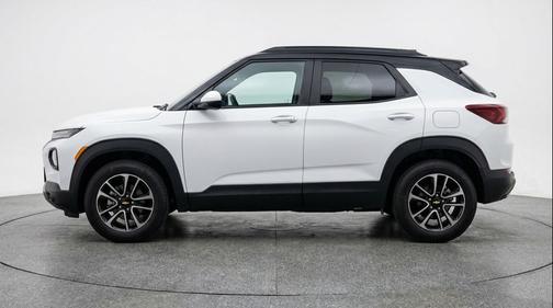 Summit White 2025 Chevrolet Trailblazer LT