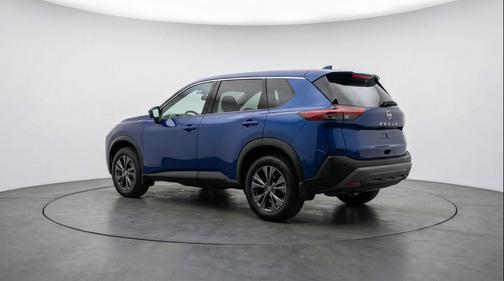 Deep Ocean Blue Pearl 2025 Nissan Rogue SV