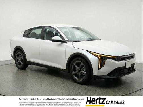 Snow White Pearl 2025 Kia K4 LXS