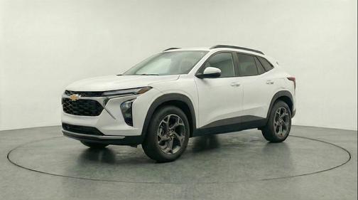 Summit White 2025 Chevrolet Trax LT