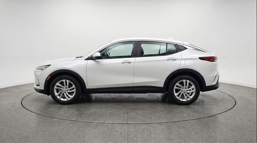 Summit White 2025 Buick Envista Preferred FWD