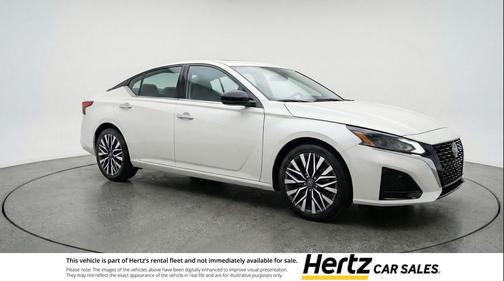 Glacier White 2025 Nissan Altima SV FWD