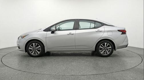 Brilliant Silver Metallic 2025 Nissan Versa 1.6 SV