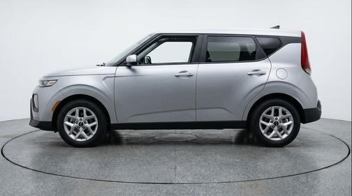 Steel Gray 2025 Kia Soul LX
