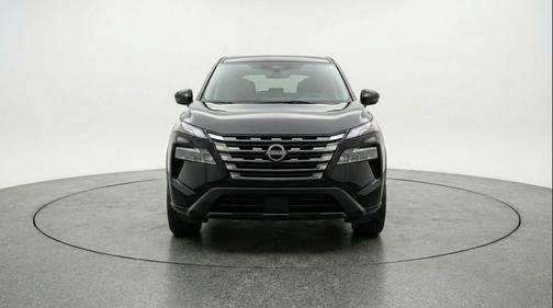 Super Black 2025 Nissan Rogue SV