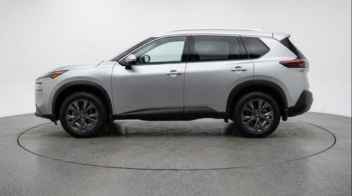 Brilliant Silver Metallic 2025 Nissan Rogue SV