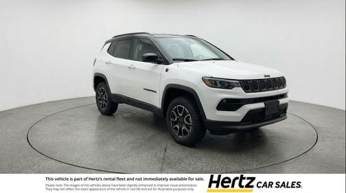 Bright White Clearcoat 2025 Jeep Compass Trailhawk