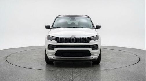 Bright White Clearcoat 2025 Jeep Compass Limited