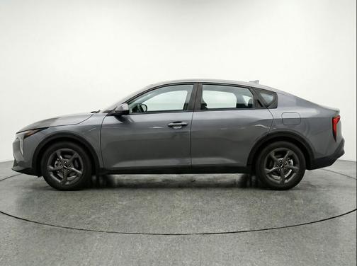 Interstellar Gray 2025 Kia K4 LXS
