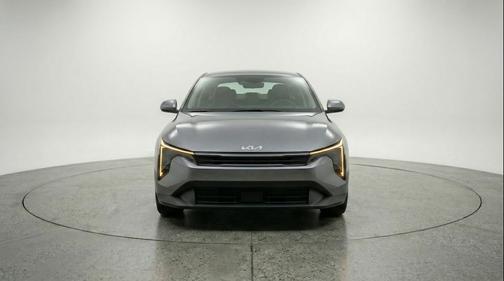 Interstellar Gray 2025 Kia K4 LXS