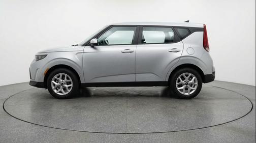 Steel Gray 2025 Kia Soul LX