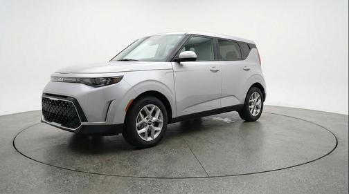 Steel Gray 2025 Kia Soul LX