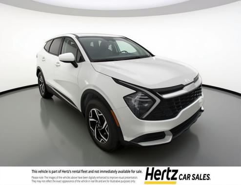 Glacial White Pearl 2025 Kia Sportage LX