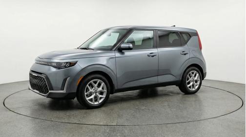 Gravity Gray 2025 Kia Soul LX