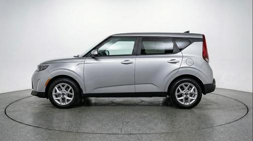 Steel Gray 2025 Kia Soul LX