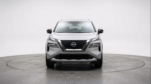 Brilliant Silver Metallic 2025 Nissan Rogue SV