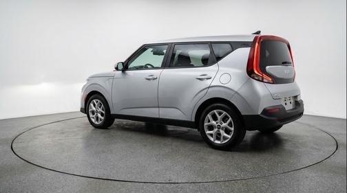 Steel Gray 2025 Kia Soul LX