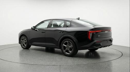 Interstellar Gray 2025 Kia K4 LXS