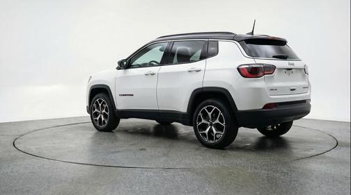 Bright White Clearcoat 2025 Jeep Compass Limited
