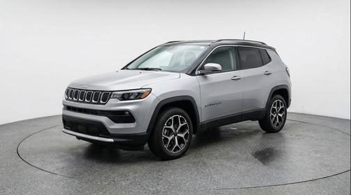 Silver Zynith Metallic Clearcoat 2025 Jeep Compass Limited