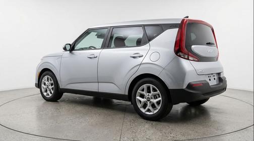 Steel Gray 2025 Kia Soul LX