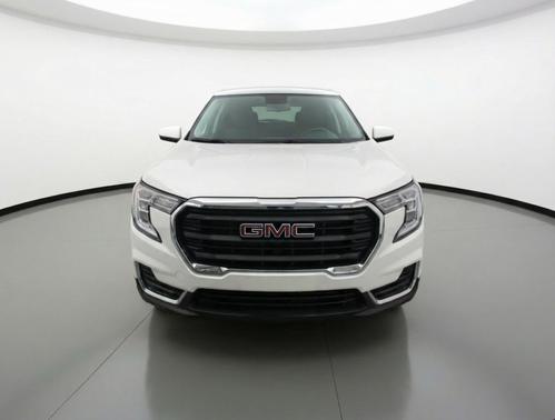 Summit White 2024 GMC Terrain SLE