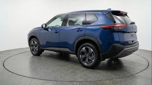 Deep Ocean Blue Pearl 2025 Nissan Rogue SV