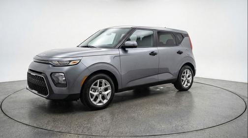 Gravity Gray 2025 Kia Soul LX