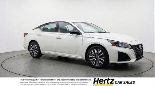 Glacier White 2025 Nissan Altima SV FWD