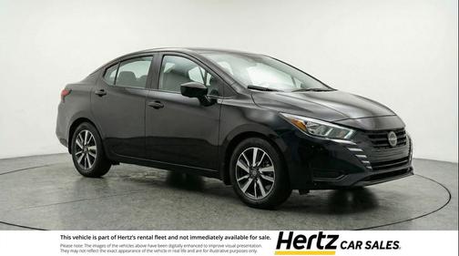 Super Black 2025 Nissan Versa 1.6 SV