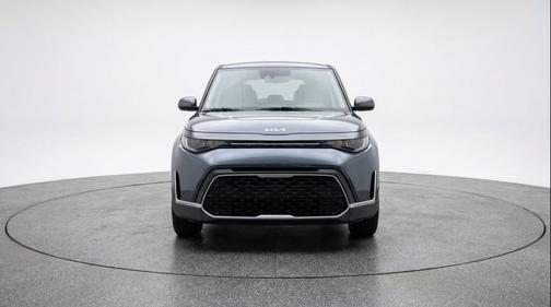 Gravity Gray 2025 Kia Soul LX