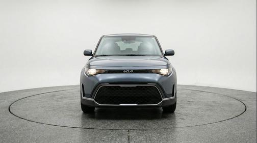 Gravity Gray 2025 Kia Soul LX