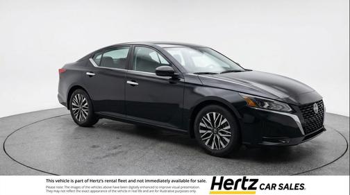Super Black 2025 Nissan Altima SV FWD
