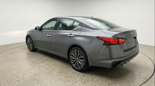 Gun Metallic 2025 Nissan Altima SV FWD